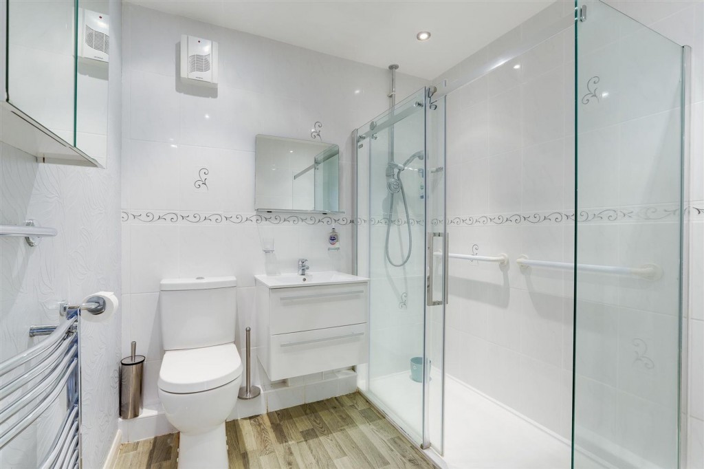 Longfield Lane, Ilkeston, DE7