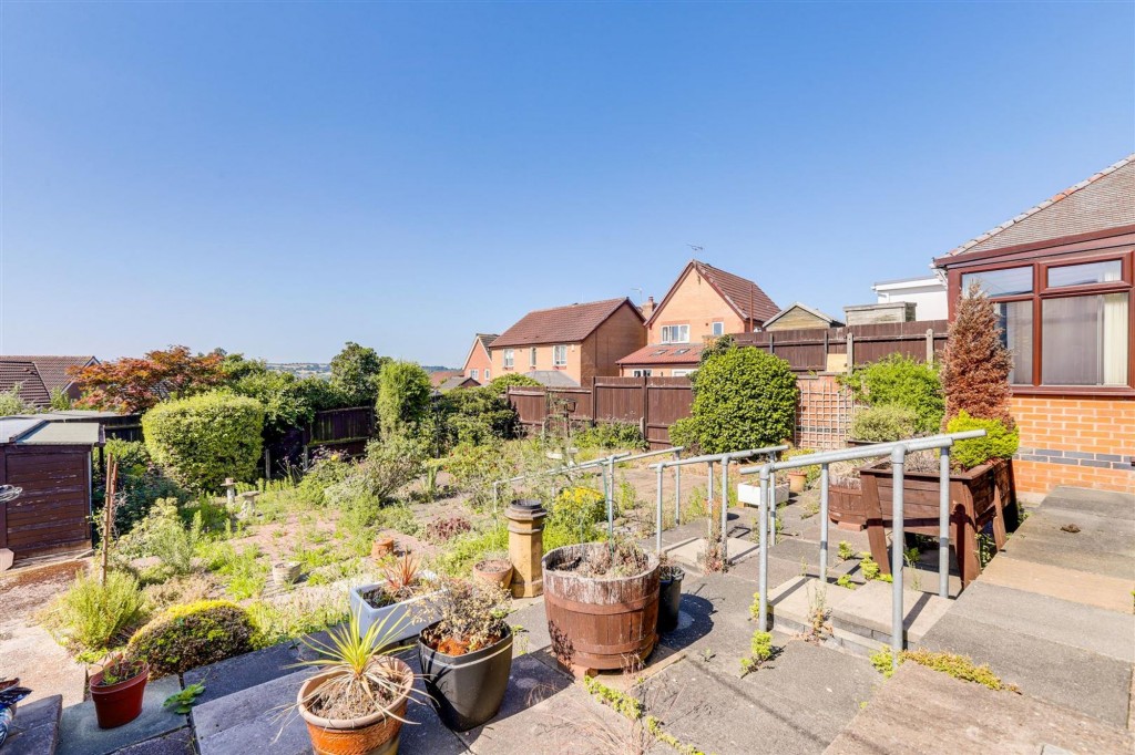 Longfield Lane, Ilkeston, DE7