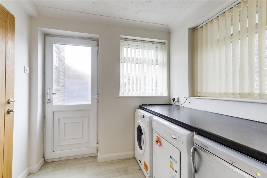 Robins Wood Road, Nottingham, NG8