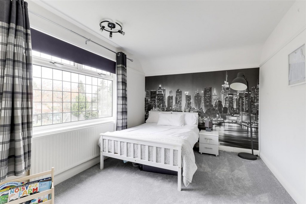 Robins Wood Road, Nottingham, NG8