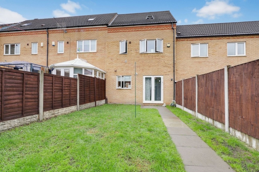 Edmonstone Crescent, Nottingham, NG5