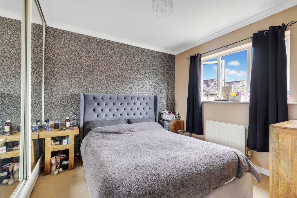 Edmonstone Crescent, Nottingham, NG5