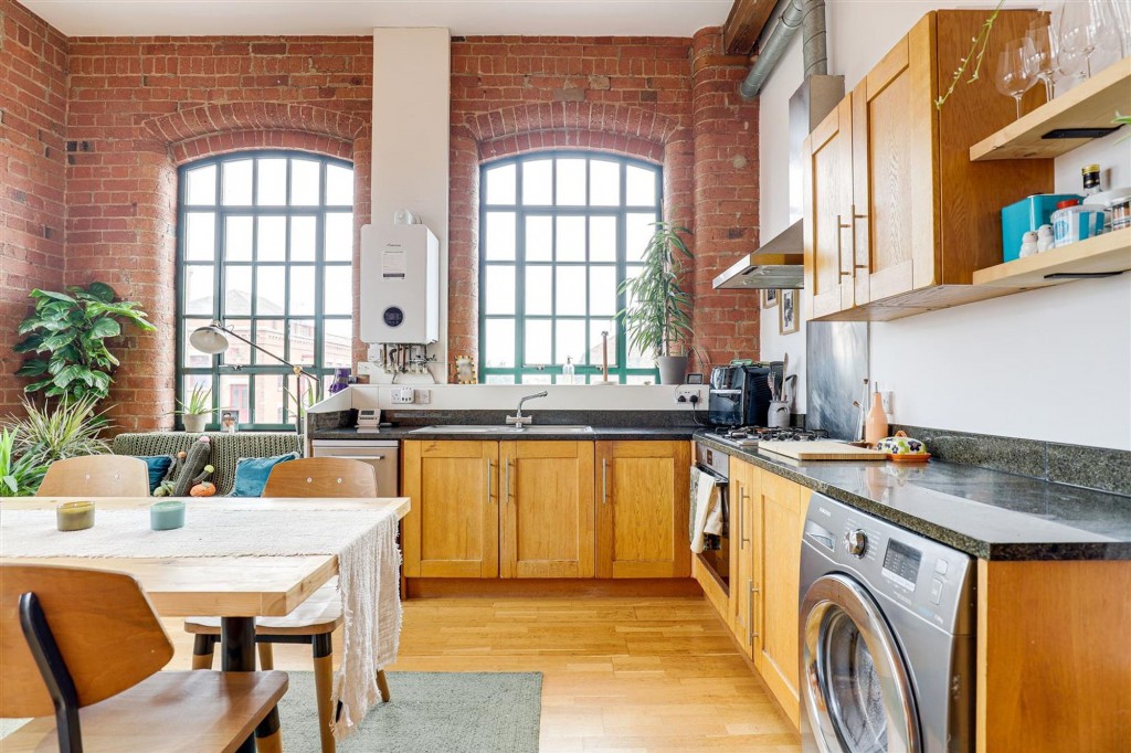 Raleigh Street, Raleigh Square Raleigh Street, NG7