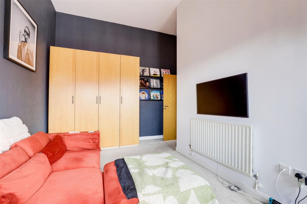 Raleigh Street, Raleigh Square Raleigh Street, NG7