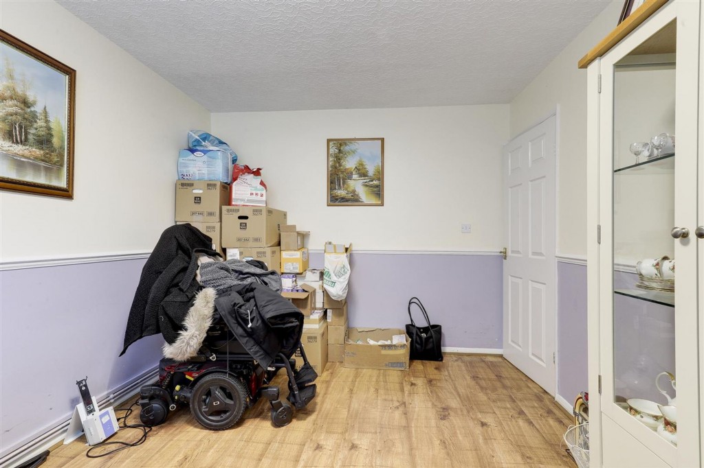 Cross Street, Arnold, NG5