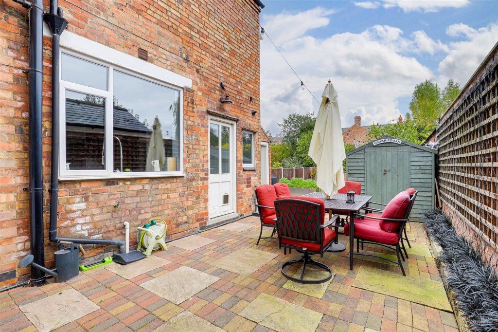 Curzon Street, Long Eaton, NG10