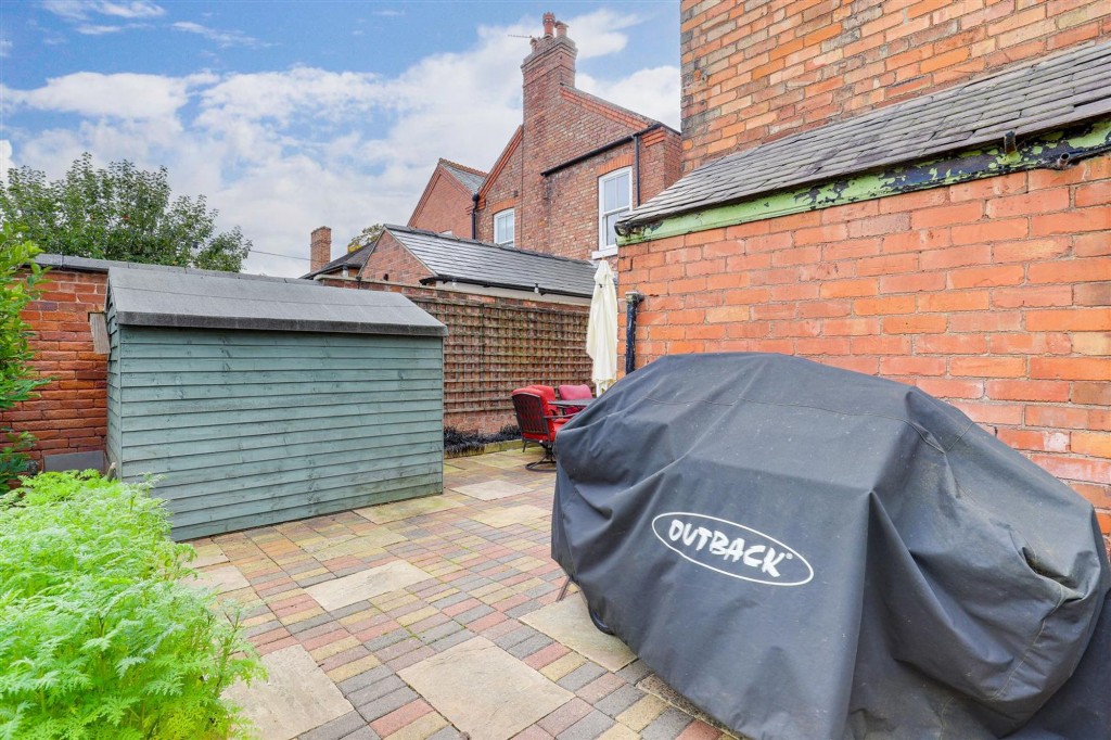 Curzon Street, Long Eaton, NG10