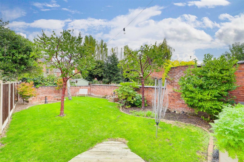 Curzon Street, Long Eaton, NG10