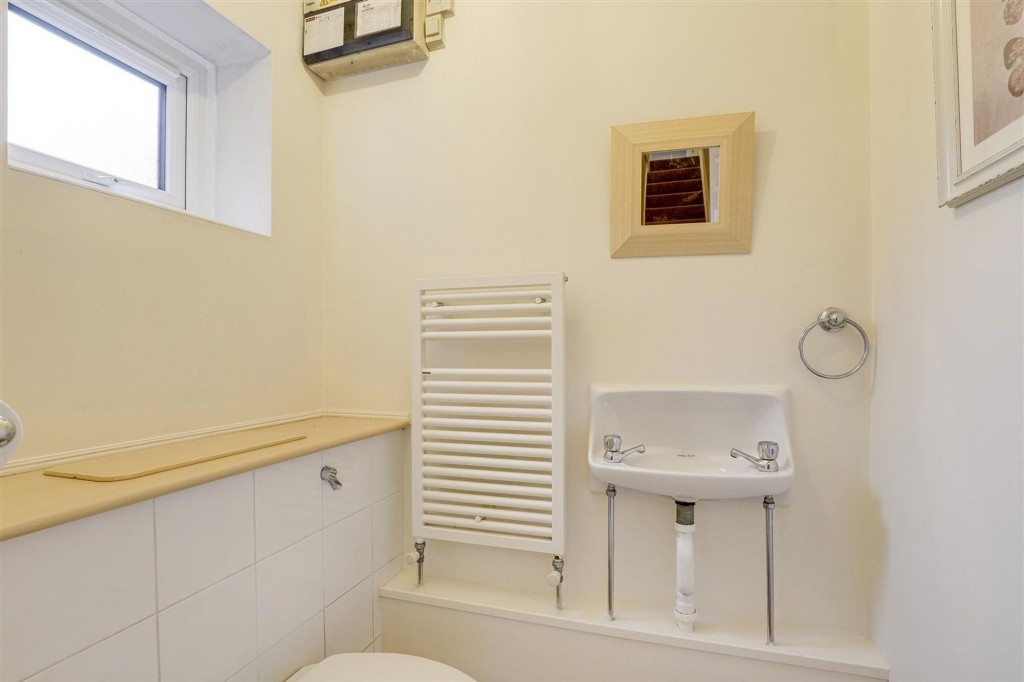 Old Lodge Drive, Nottingham, NG5