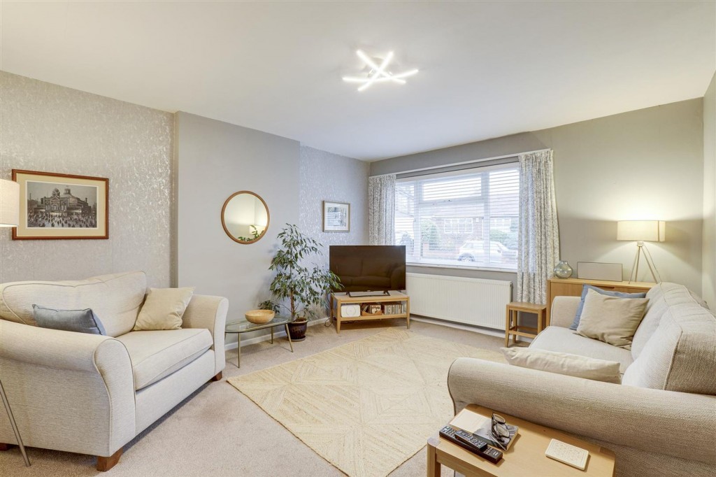 Burnside Drive, Bramcote, NG9