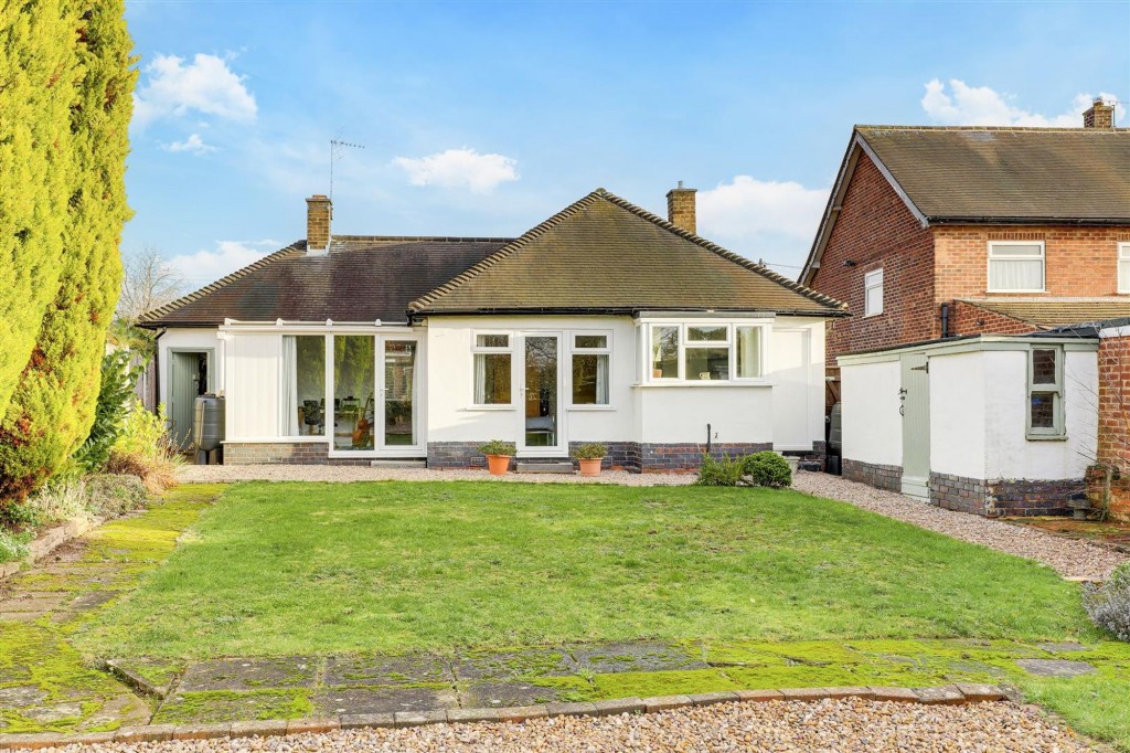 Burnside Drive, Bramcote, NG9