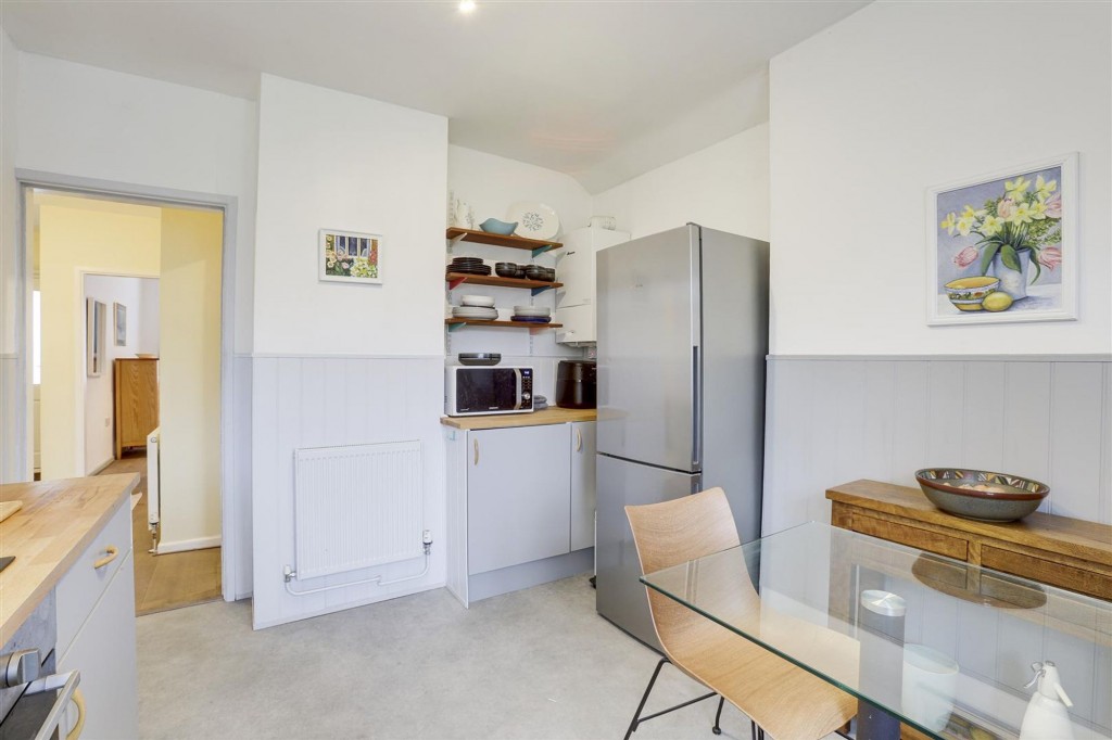 Burnside Drive, Bramcote, NG9