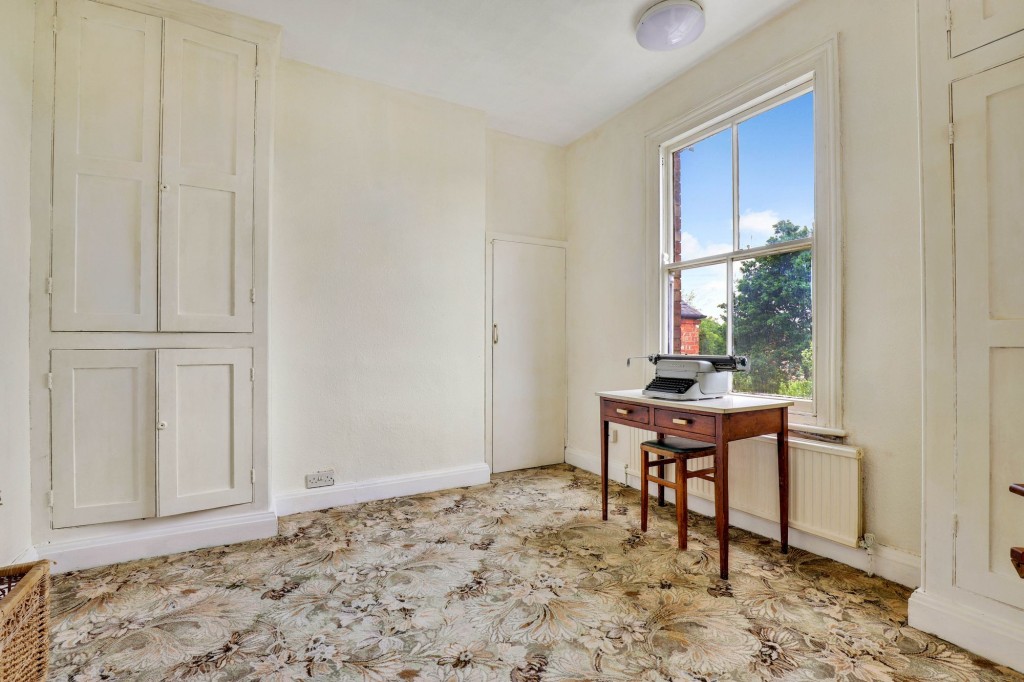 Blackhill Drive, Carlton, NG4
