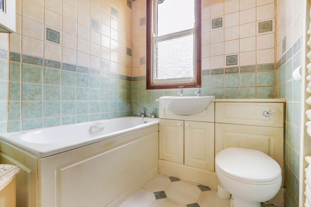 Blackhill Drive, Carlton, NG4