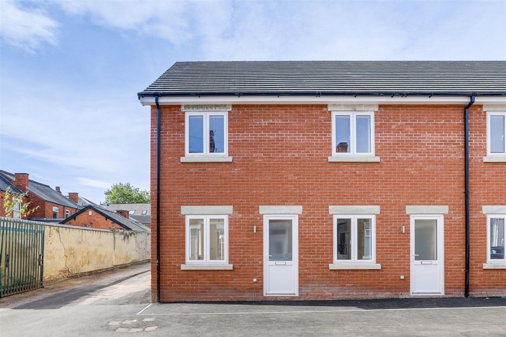 Merchant Street, Bulwell, NG6