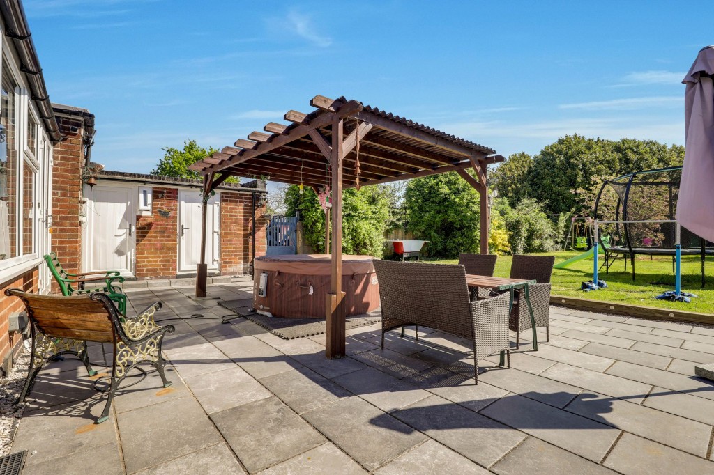 Hucknall Lane, Nottingham, NG6