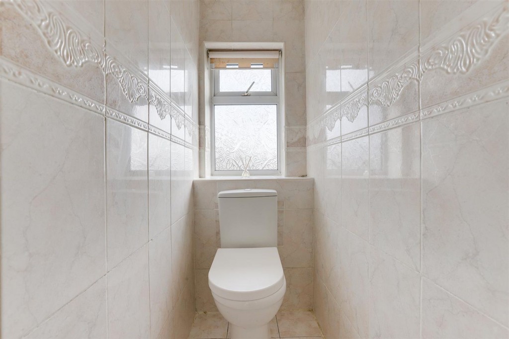 Mildenhall Crescent, Nottingham, NG5