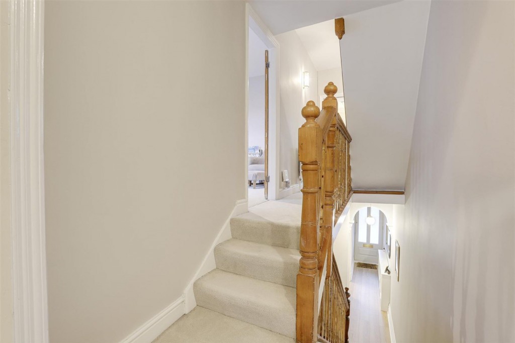 Dagmar Grove, Nottingham, NG3