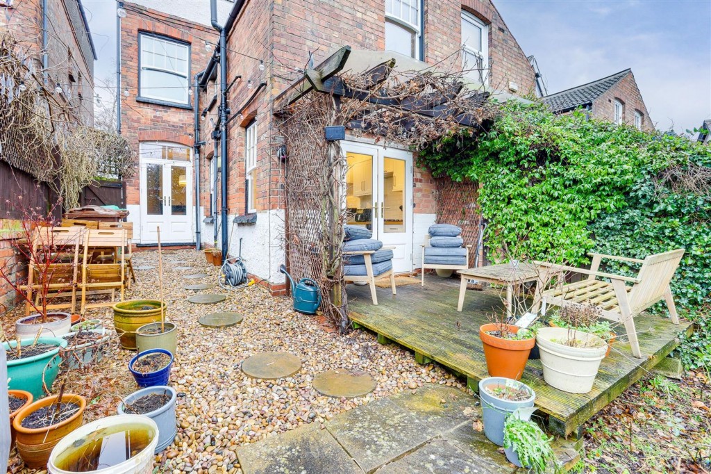 Dagmar Grove, Nottingham, NG3