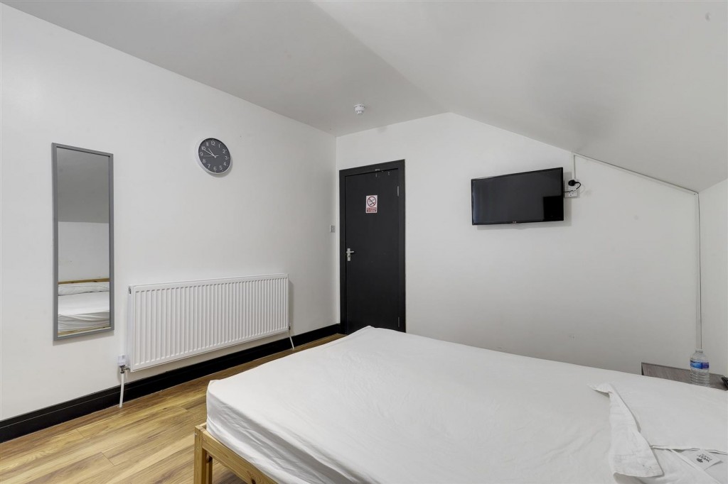 Highbury Road, Nottingham, NG6