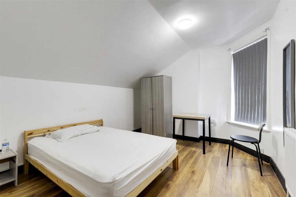 Highbury Road, Nottingham, NG6