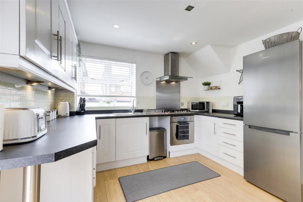 Shacklock Close, Arnold, NG5