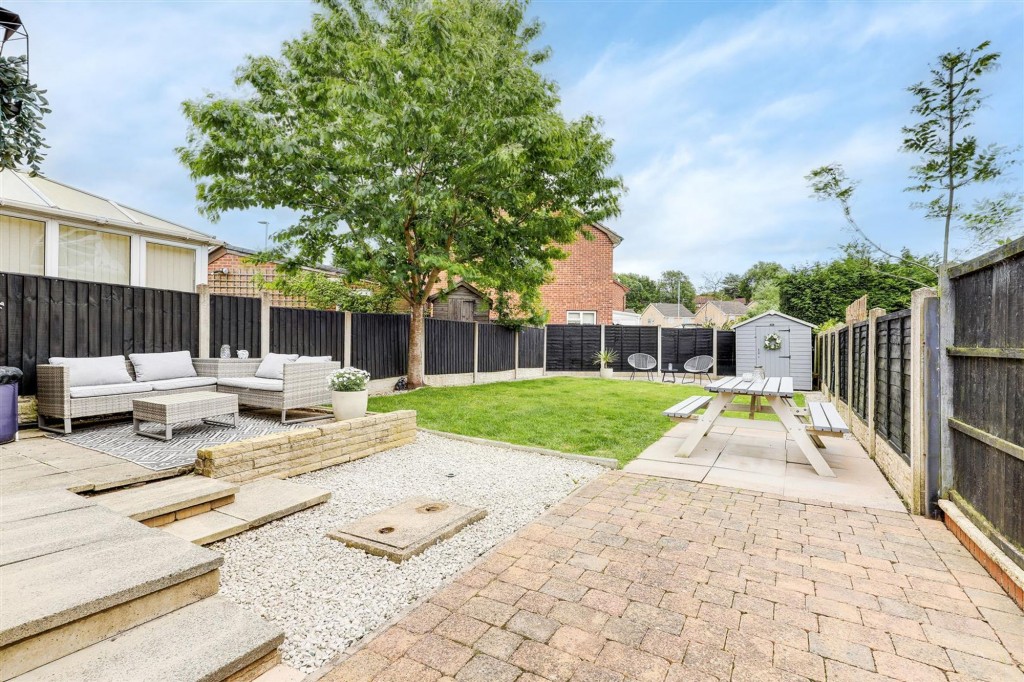 Shacklock Close, Arnold, NG5