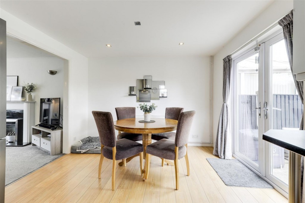 Shacklock Close, Arnold, NG5