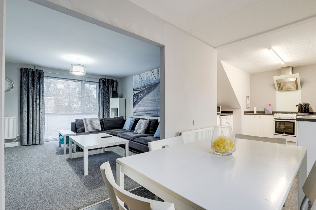 Courtleet Way, Nottingham, NG6