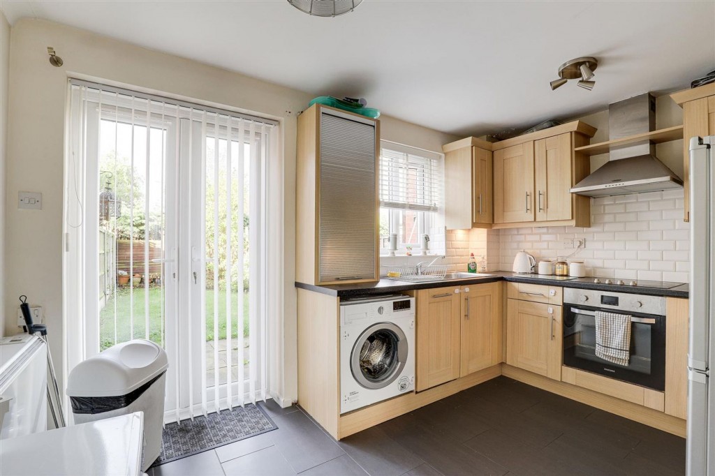 Tudor Close, Colwick, NG4