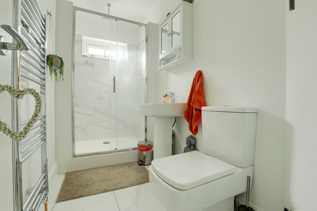 Bradmore Avenue, Ruddington, NG11