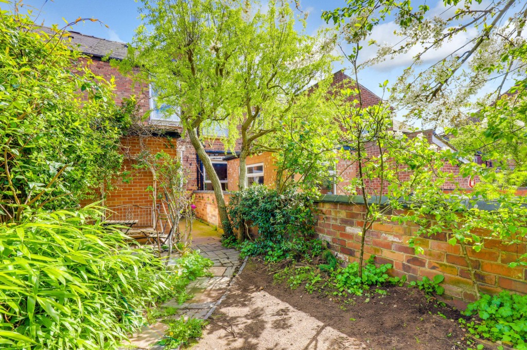 Leslie Road, Nottingham, NG7