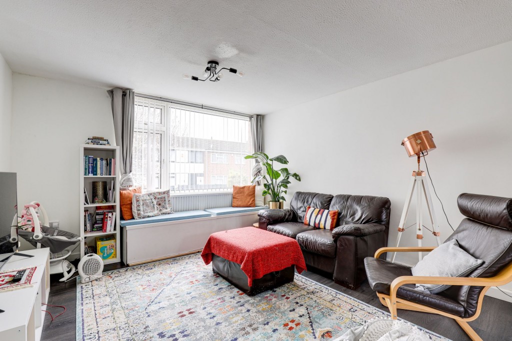 Deptford Crescent, Nottingham, NG6