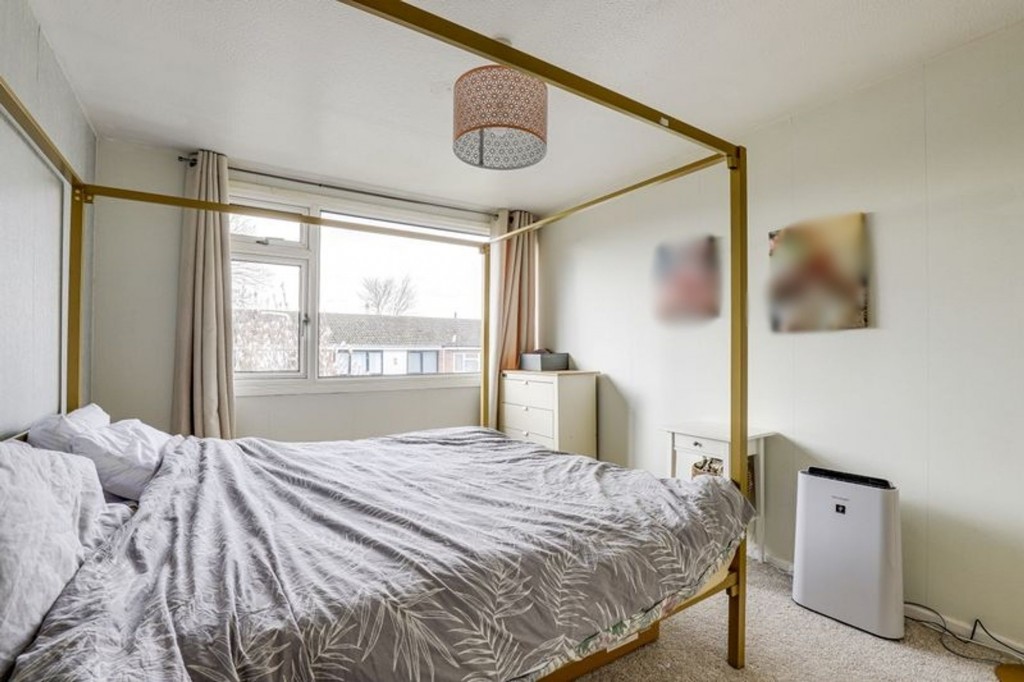 Deptford Crescent, Nottingham, NG6