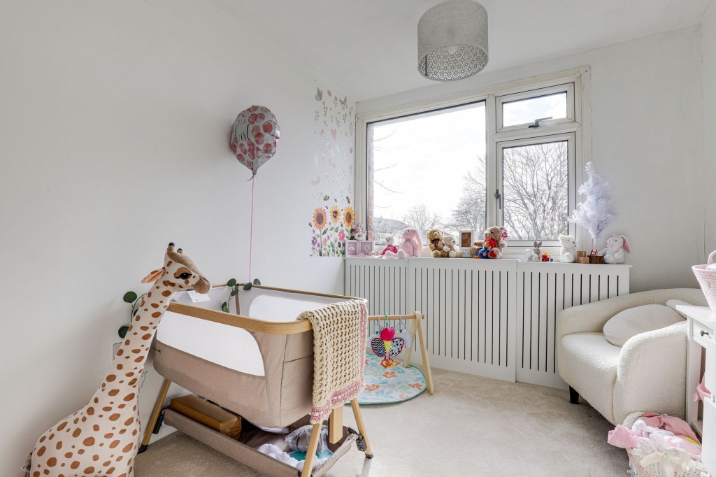 Deptford Crescent, Nottingham, NG6