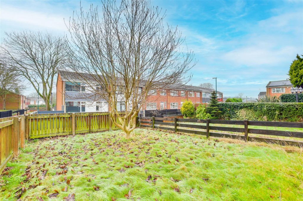 Deptford Crescent, Nottingham, NG6