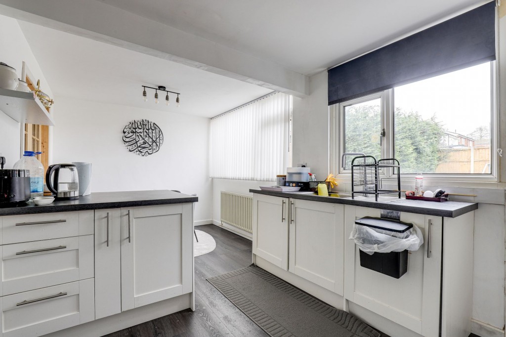 Deptford Crescent, Nottingham, NG6