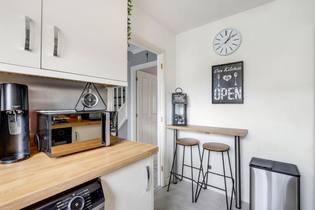Edmonstone Crescent, Nottingham, NG5