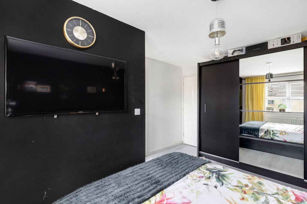 Edmonstone Crescent, Nottingham, NG5