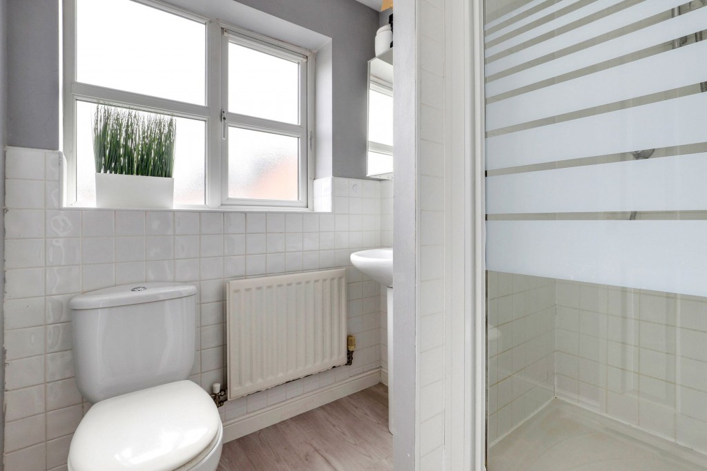 Edmonstone Crescent, Nottingham, NG5