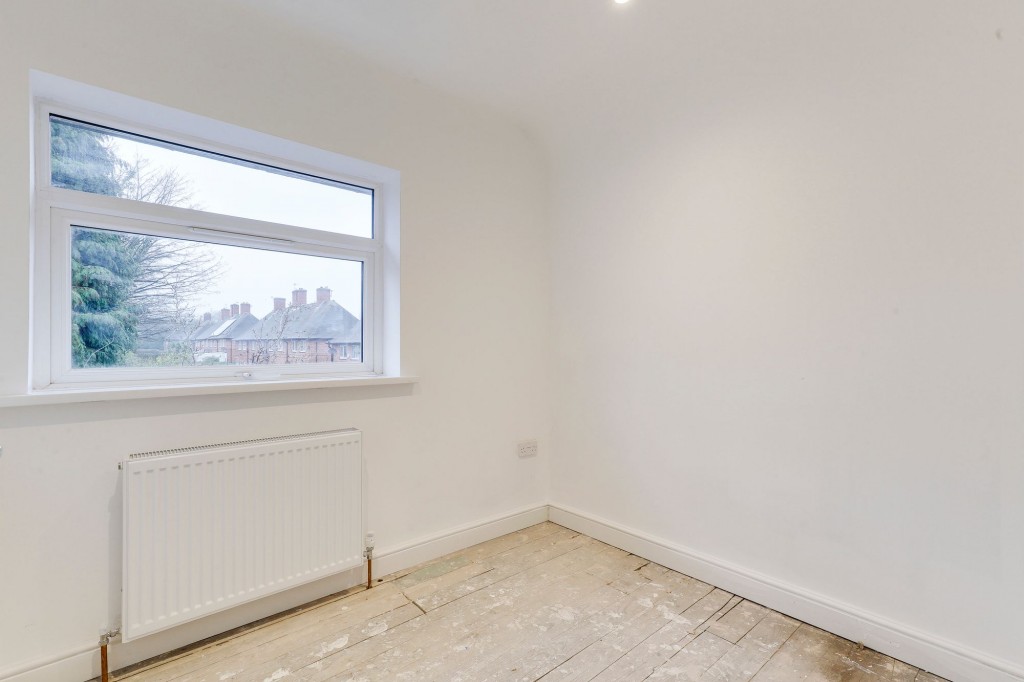 Denewood Crescent, Nottingham, NG8