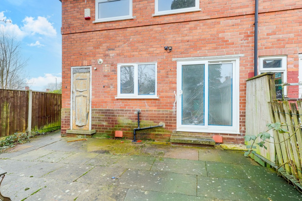 Denewood Crescent, Nottingham, NG8