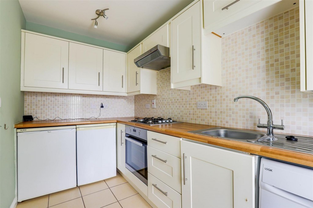 Park Drive, Hucknall, NG15