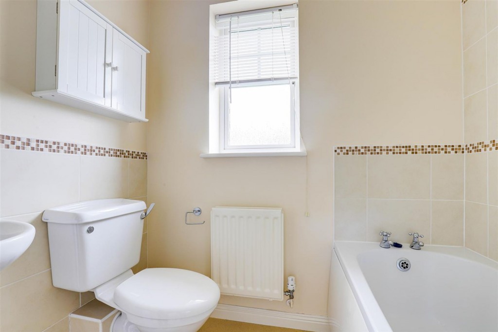 Park Drive, Hucknall, NG15