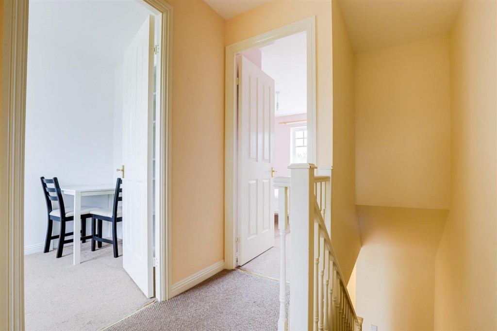 Park Drive, Hucknall, NG15