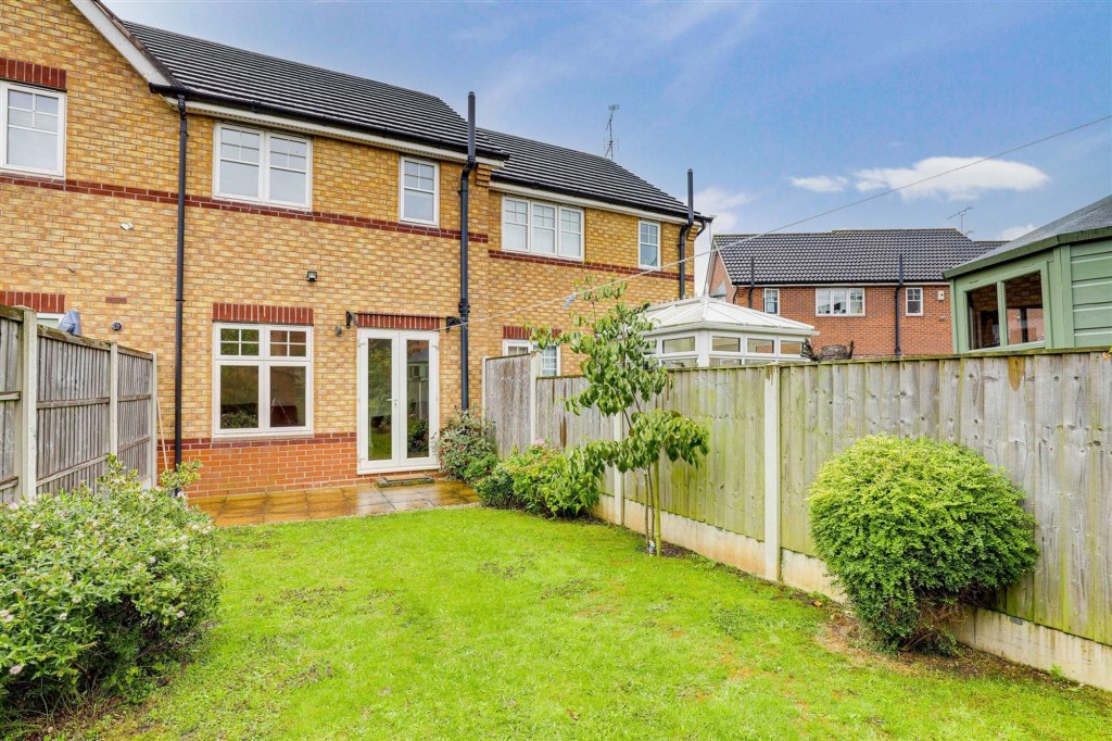 Park Drive, Hucknall, NG15