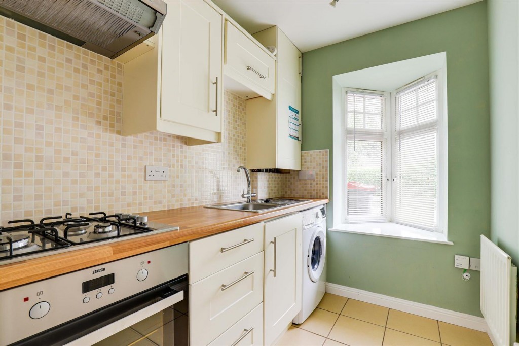 Park Drive, Hucknall, NG15