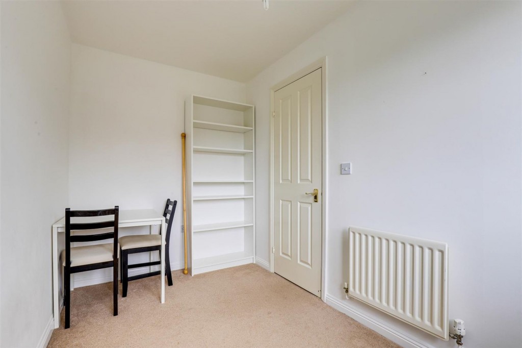 Park Drive, Hucknall, NG15