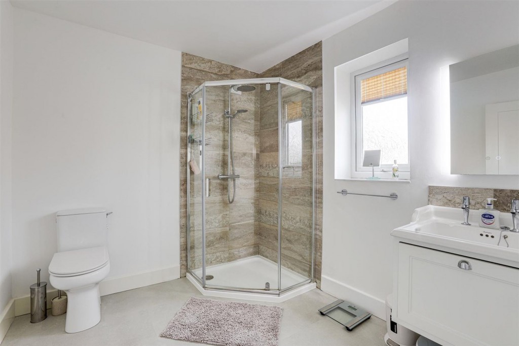 Woodland Grove, Woodthorpe, NG5