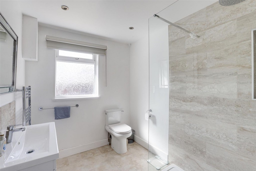 Woodland Grove, Woodthorpe, NG5